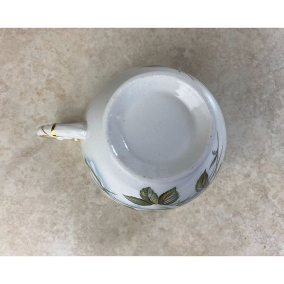 Delphine Bone China England White Stemmed Rose Tea Cup And Saucer Set - Picture 7 of 9